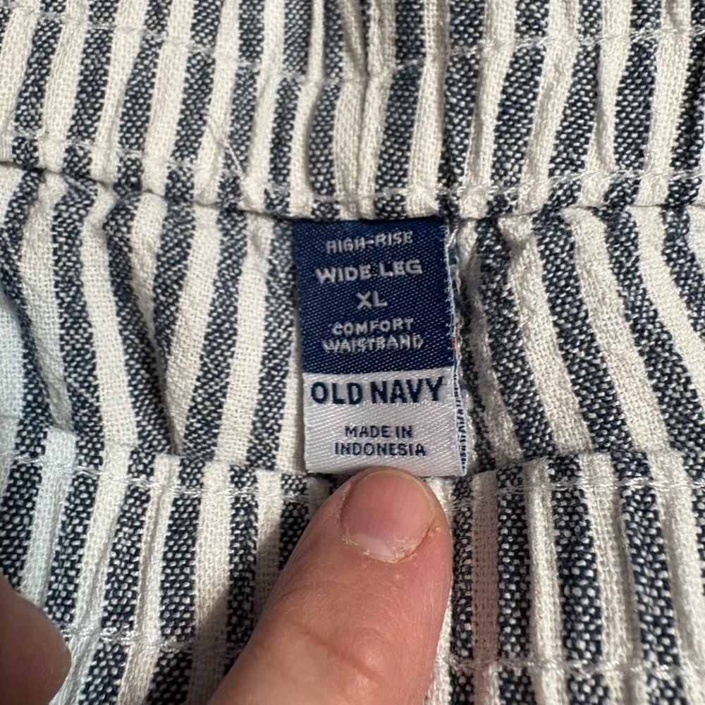 Old Navy Women's Striped Wide Leg Pants - Black and White